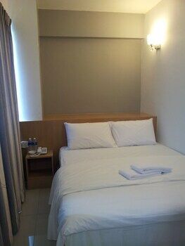 Indah Garden Hotel Ампанг Екстериор снимка